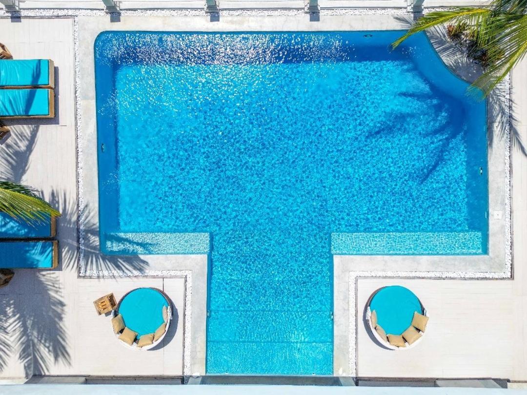 Spacious Three-bedroom Groundfloor Beachfront Villa *